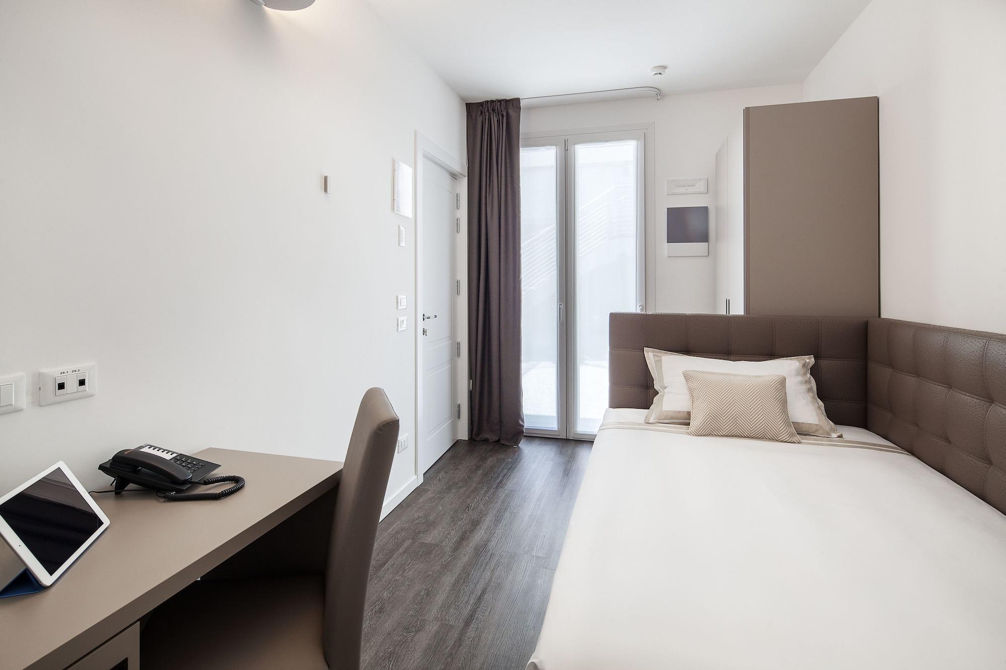 Hotel Studio Inn Centrale & Milano Urban Padel Milão Exterior foto