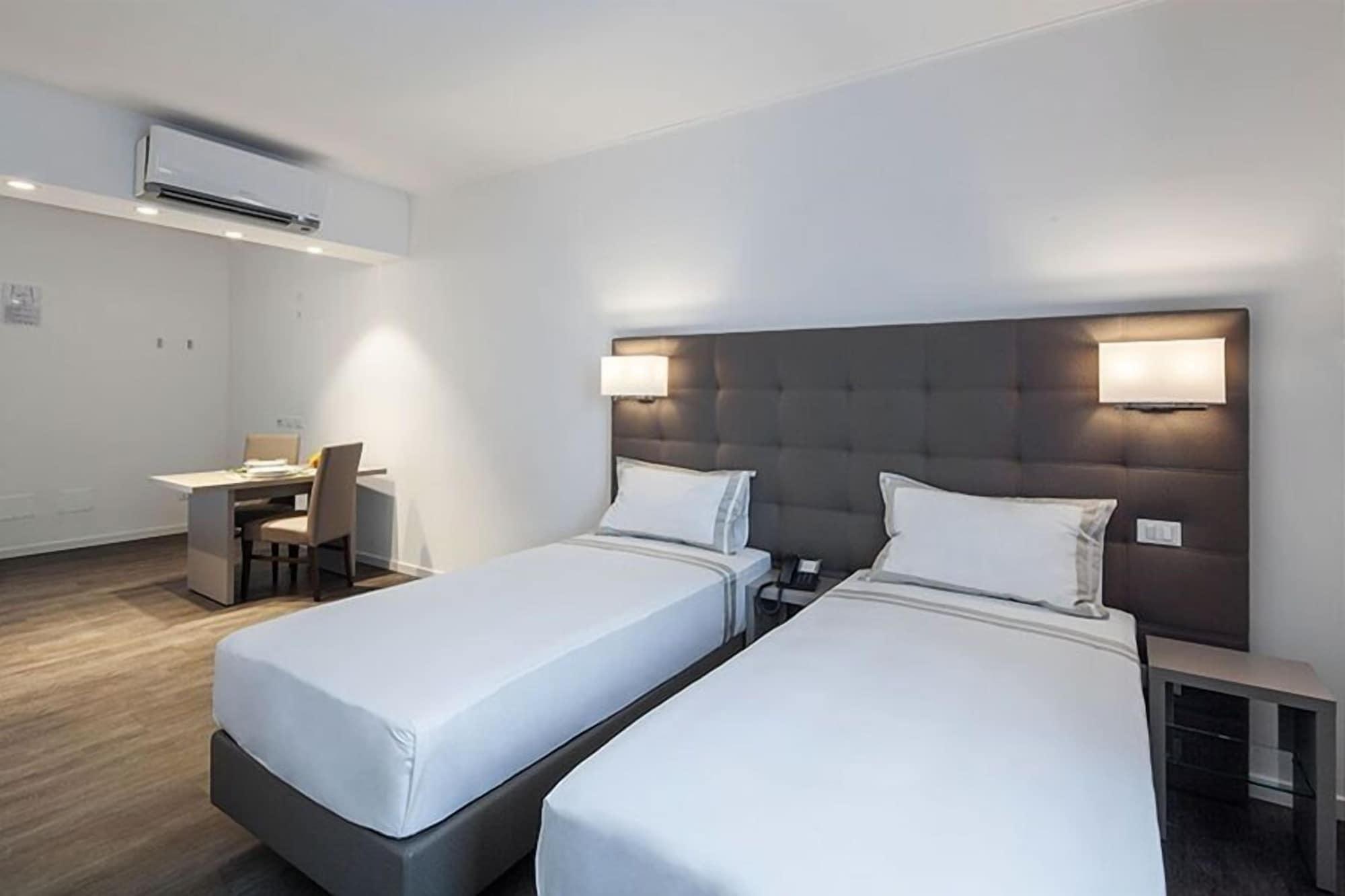 Hotel Studio Inn Centrale & Milano Urban Padel Milão Exterior foto